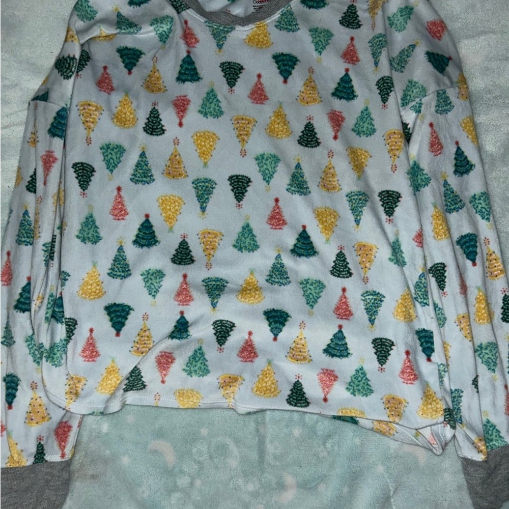 Cuddl Duds Colorful Tree Print Shirt